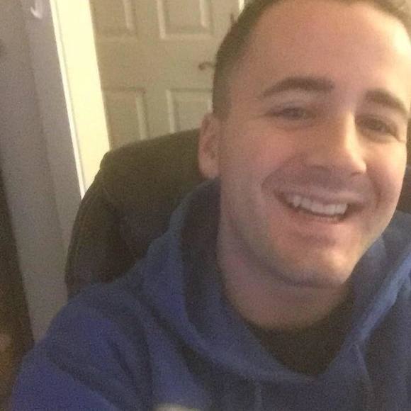 Meet your Posher, Devin - Picture 1 of 1